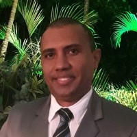 Carlos Eduardo Oliveira