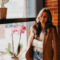 Melissa Hachey, M.C.