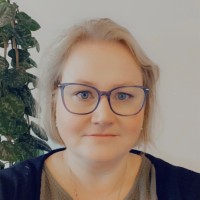 Yvonne B.