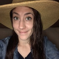 Lindsey Hallstrom