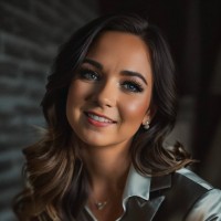 Stephanie Schultz