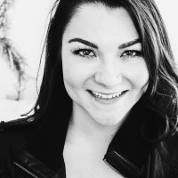 Nina Sullivan (Bunitsky)