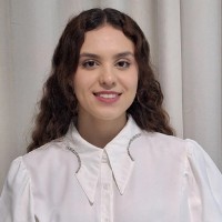Mirelli Soares