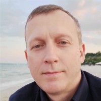 Олег Власенко