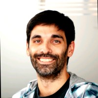 Dr. Lukas Anneser