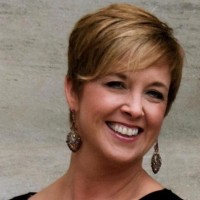 Linda Smelser