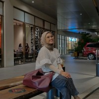 Debby Devina Evania