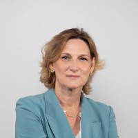 Isabelle M.