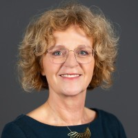 Mieke Neijzen - Van Mil
