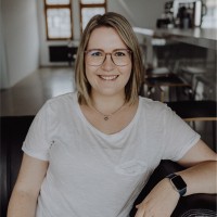 Nora Schmidt