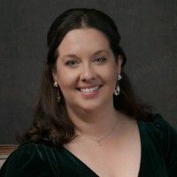 Lynnea Dawes Crawford, Mnm