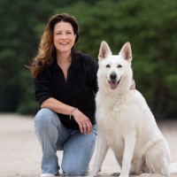 Esther Van Der Velden