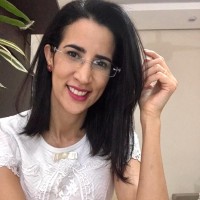 Giane Milani Carneiro