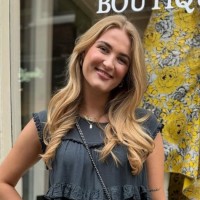 Luna Post