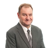 Des Gibson