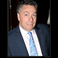 Laurence Jacobs