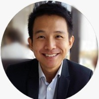 Jackson Yeow, Cfa