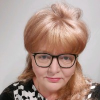 Lorraine Furlong