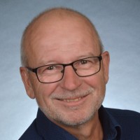 MICHAEL LAUER