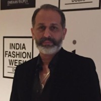 Naveed Khan