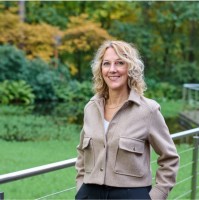 Nicole Schuiring