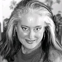 Nell Tschoerner
