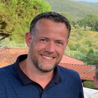 Dirk Hakkens