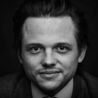 Lukas E. Schullin