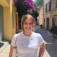 Júlia Sant’Anna Carneiro Da Fontoura
