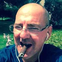 Robert (Bob) James