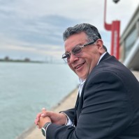 Adrian Leal