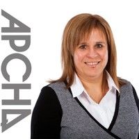 Liliane Hénault