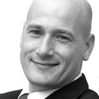 Dr. Patrik Fahlenbach