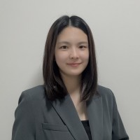 廖育萱