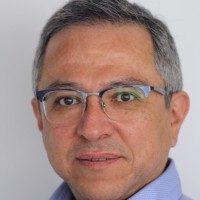 LEONARDO VELEZ