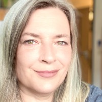 Dr Rebecca Davies