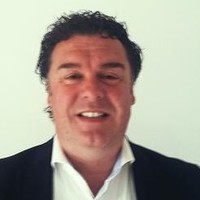 Dennis Bakker