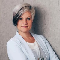 Claudia Suttner