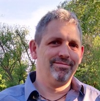 Uwe Benz