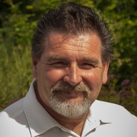 Troy Dana