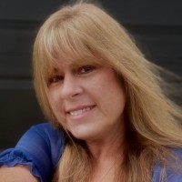 Julie Humphreys-Pastucha