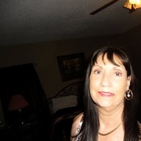 Vicki Golden