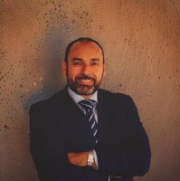Esteban R.
