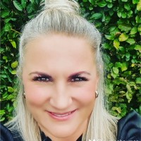 Evelien Bouman