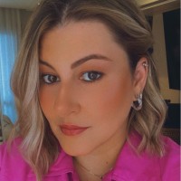 Letícia John