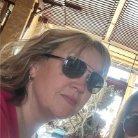 Julie English