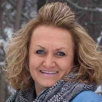 Tracie Hanson