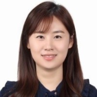 Yujin Lee