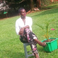 Veronica Vennah Kagona Van Es