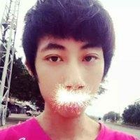 李小崇